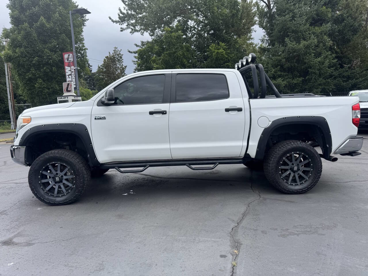 Used 2014 Toyota Tundra SR5 image 2