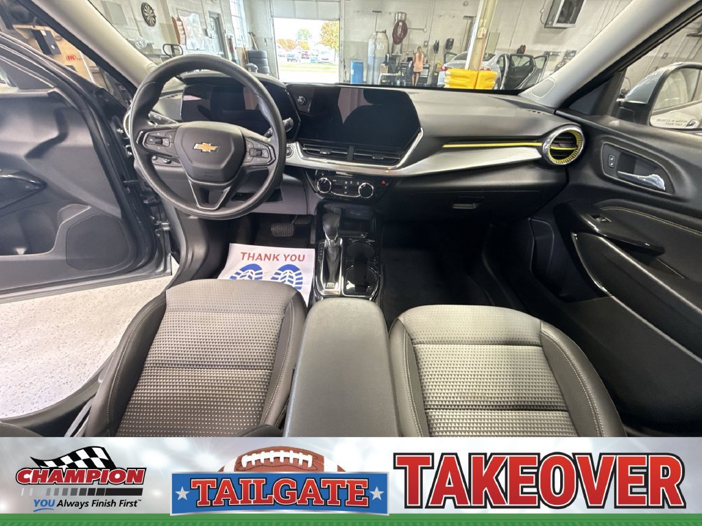 Certified 2024 Chevrolet Trax LT FWD image 27