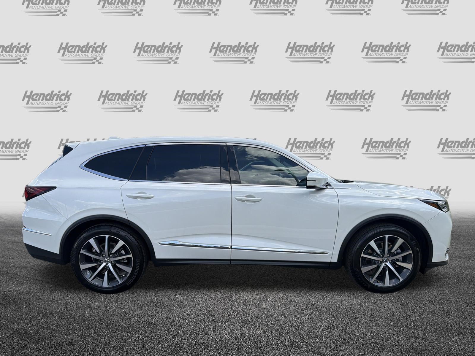 Certified 2026 Acura MDX w/ Technology Package AWD/4WD image 11