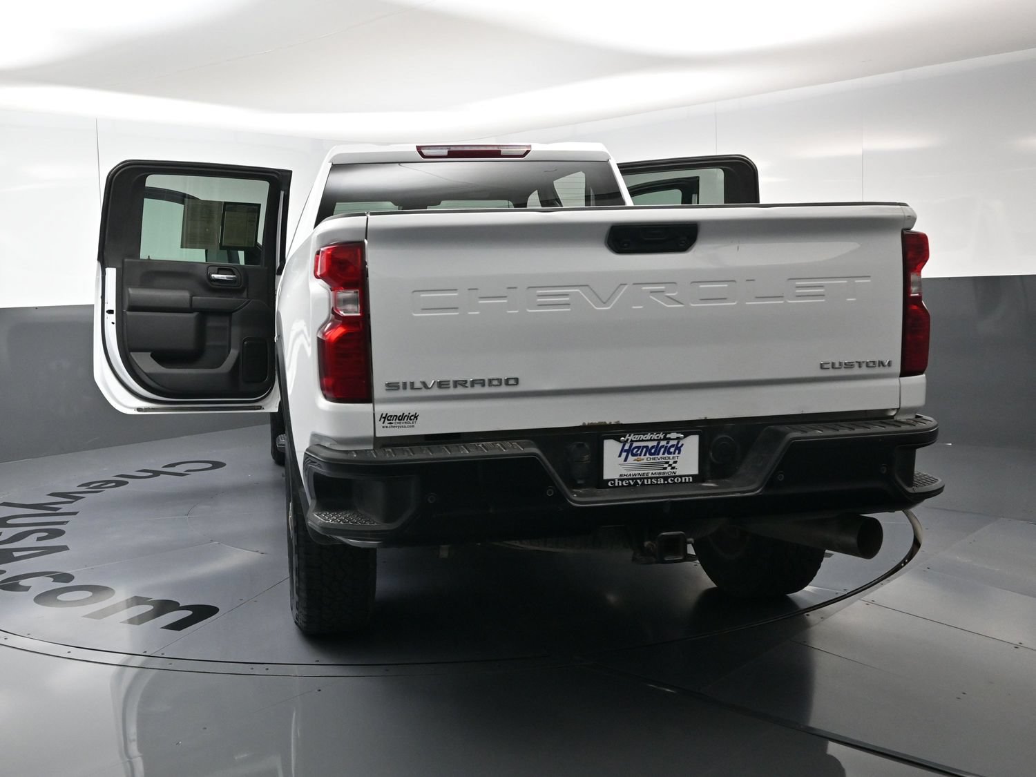 Used 2024 Chevrolet Silverado 2500 Custom w/ Custom Value Package AWD/4WD image 26