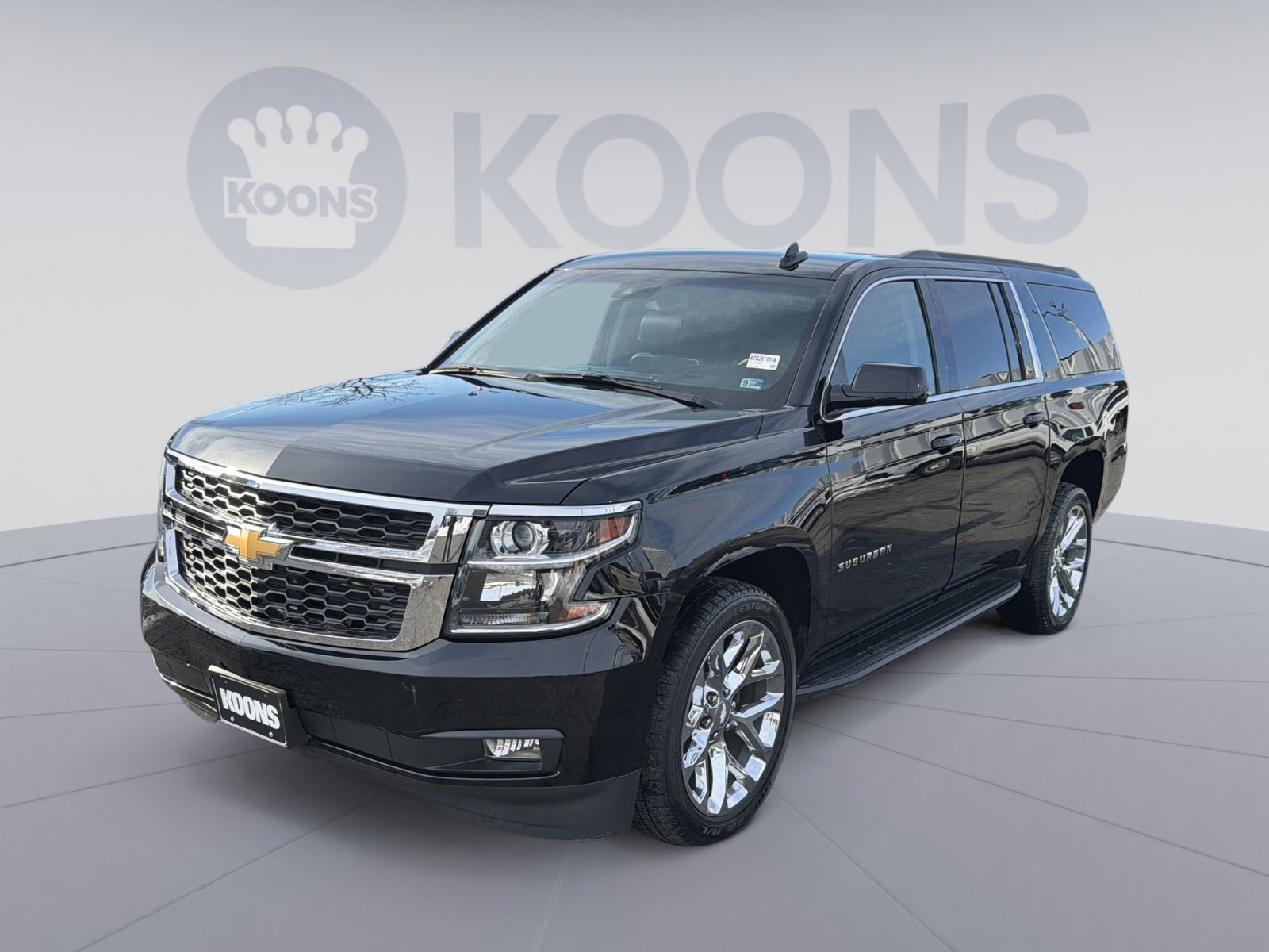 Used 2020 Chevrolet Suburban LT w/ Luxury Package image 1