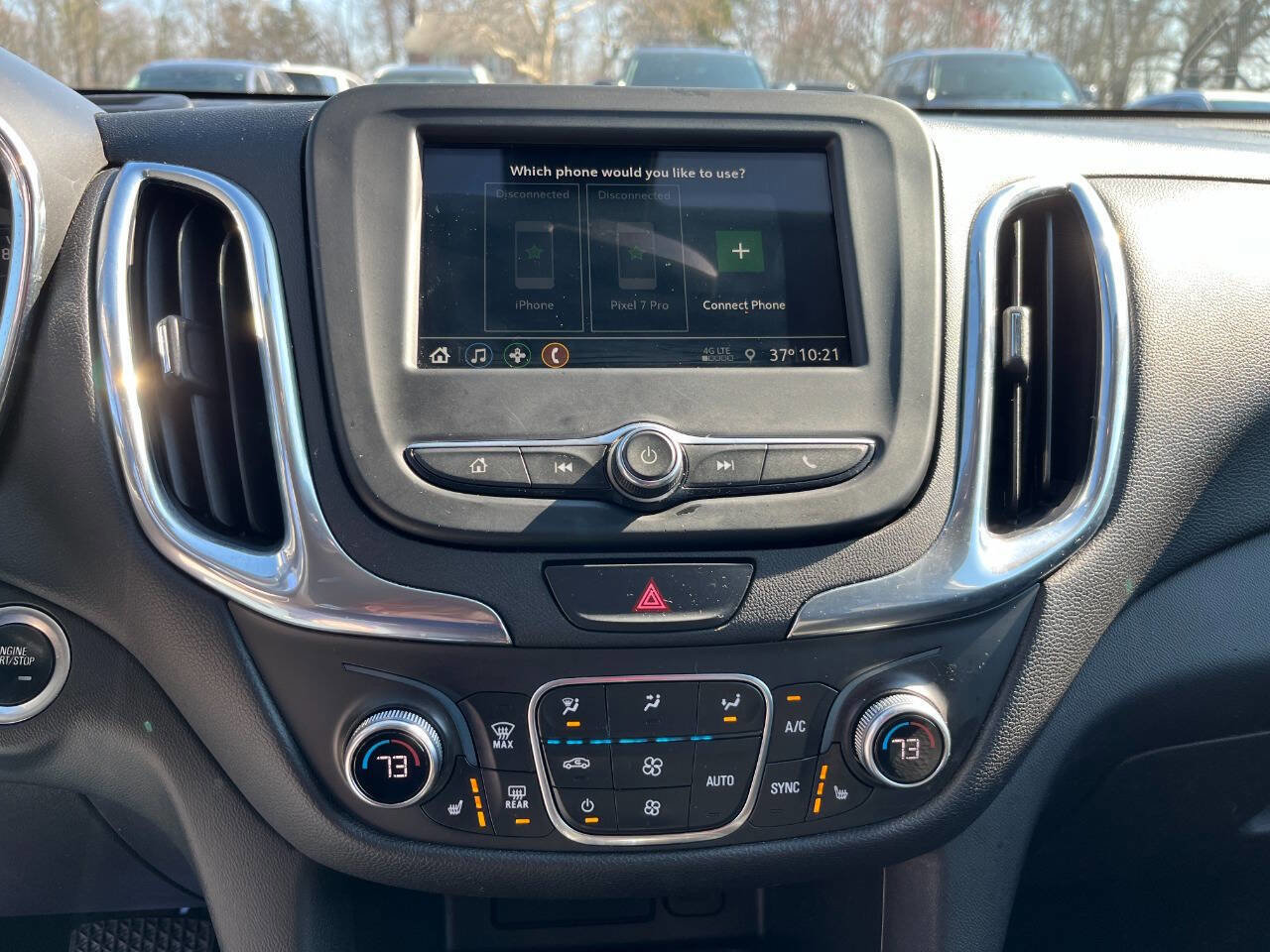 Used 2019 Chevrolet Equinox LT w/ Driver Convenience Package image 19