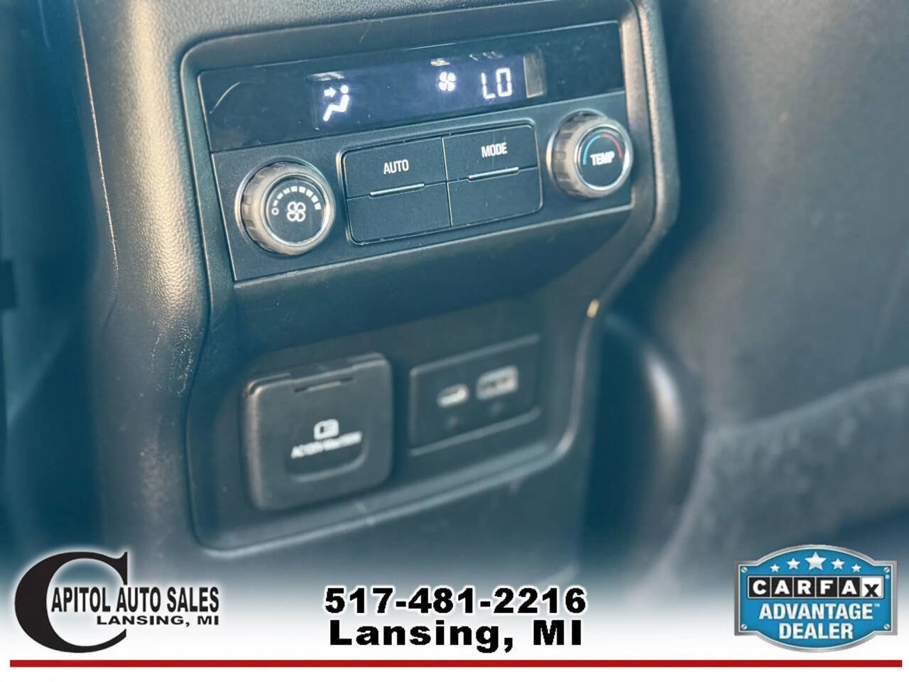 Used 2021 GMC Acadia SLE w/ Driver Convenience Package image 15