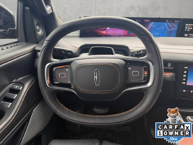Used 2026 Lincoln Navigator L Black Label AWD/4WD image 21