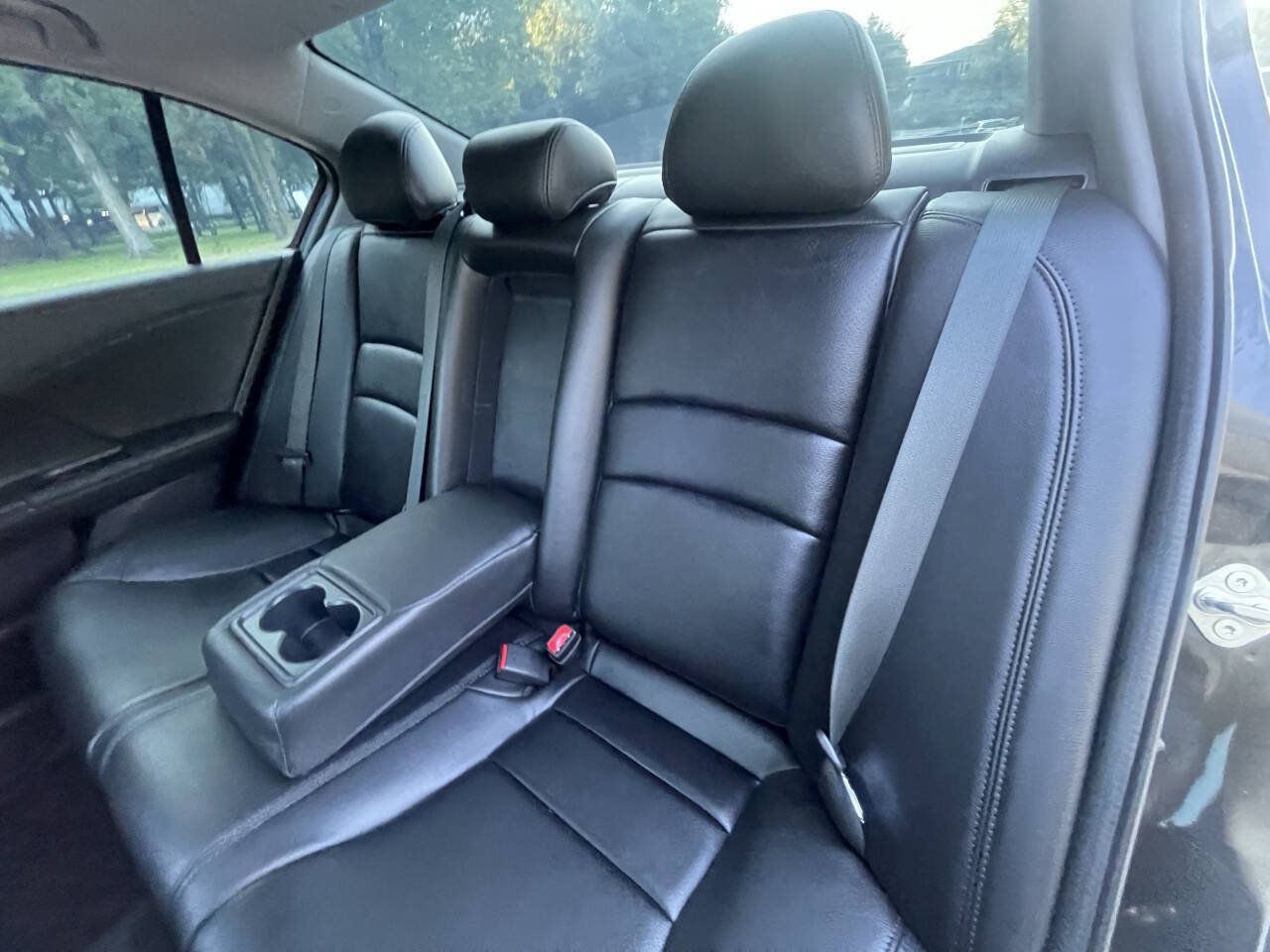 Used 2016 Honda Accord EX-L image 19