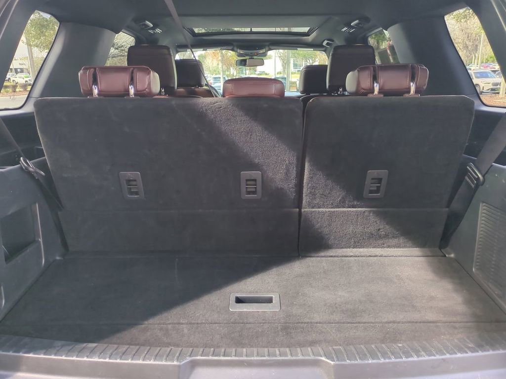 Used 2024 Ford Expedition Limited image 12