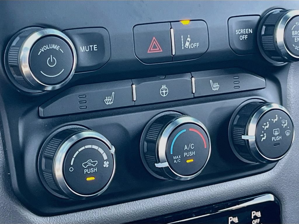 Used 2023 RAM 1500 Big Horn AWD/4WD image 19