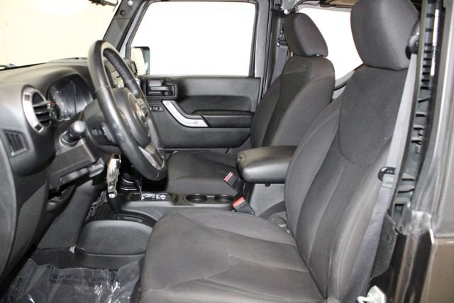 Used 2016 Jeep Wrangler Sport w/ Quick Order Package 24S AWD/4WD image 42