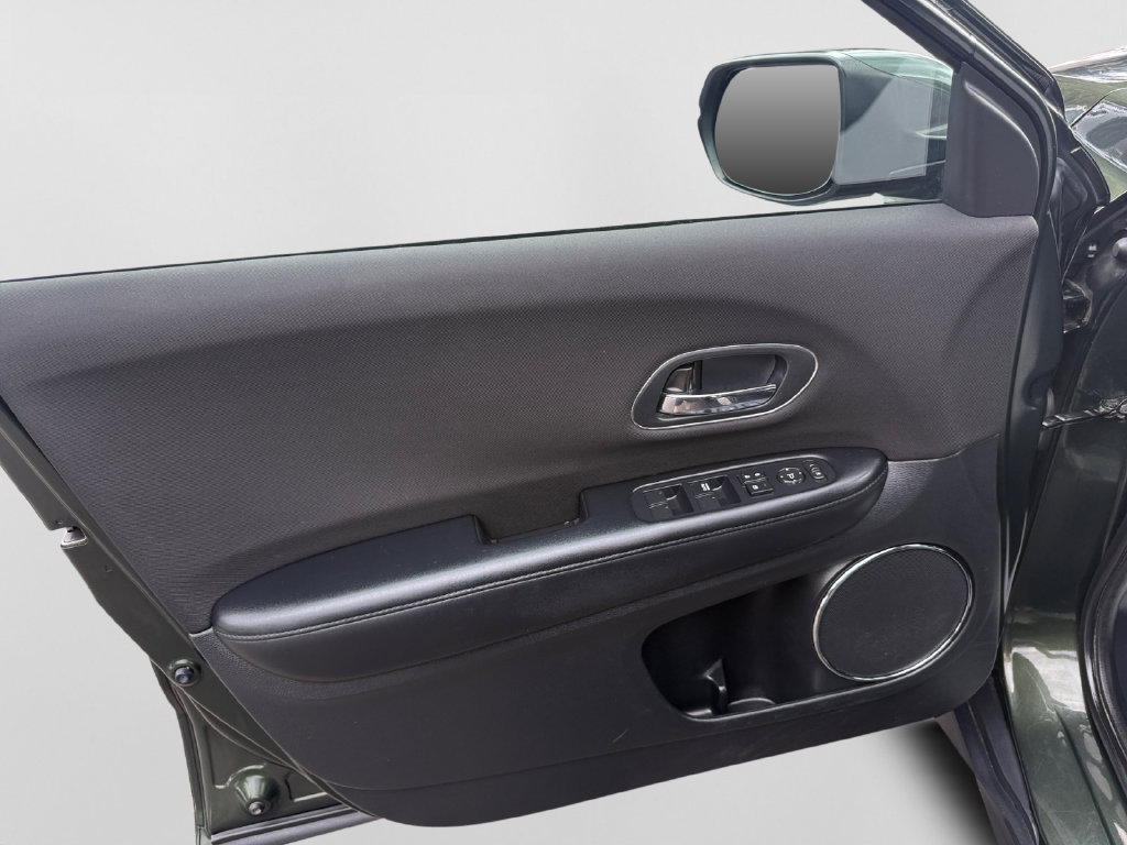 Used 2018 Honda HR-V EX image 9