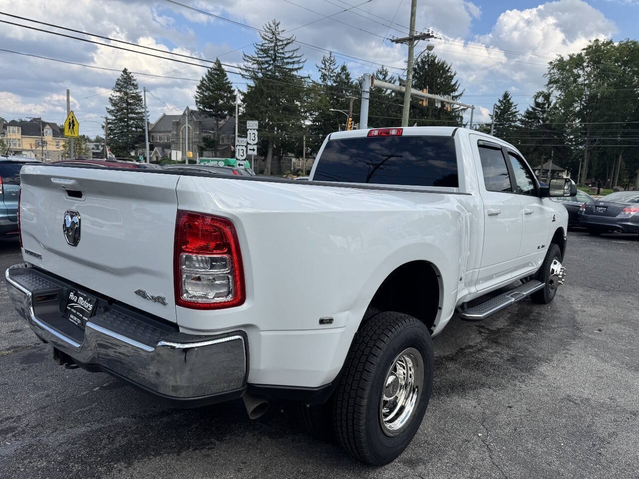 Used 2022 RAM 3500 Big Horn AWD/4WD image 5