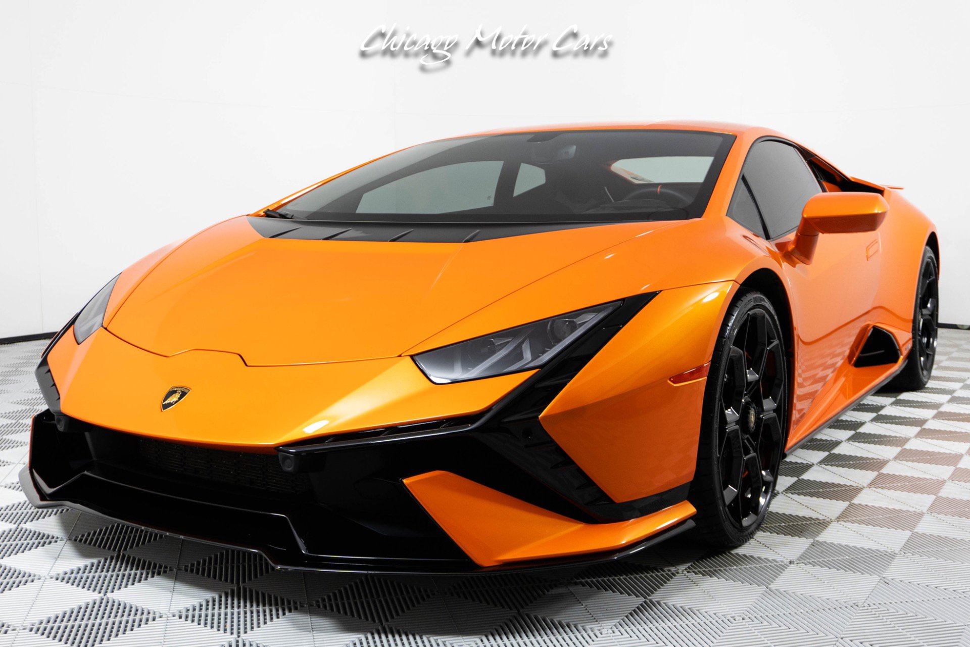 Used 2023 Lamborghini Huracan Tecnica image 5