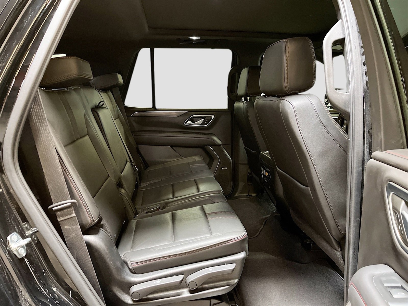 Used 2021 Chevrolet Tahoe RST image 29