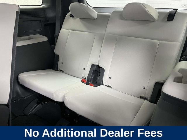 Used 2025 Hyundai Santa Fe SE FWD image 18