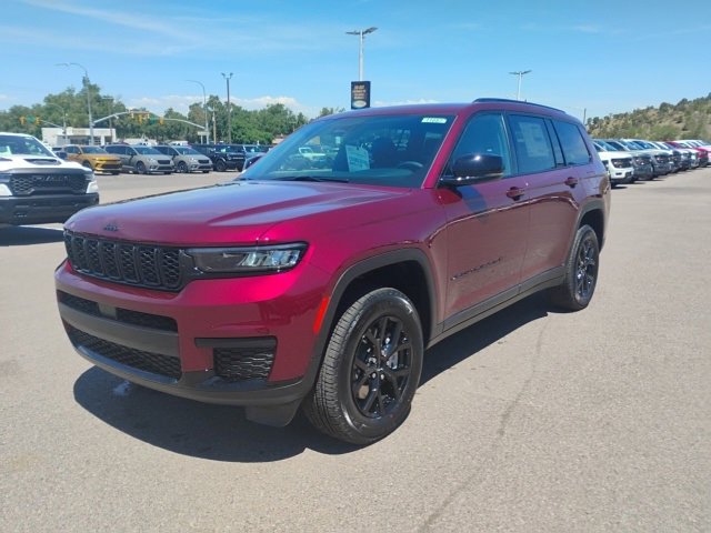 New 2025 Jeep Grand Cherokee L Altitude image 3