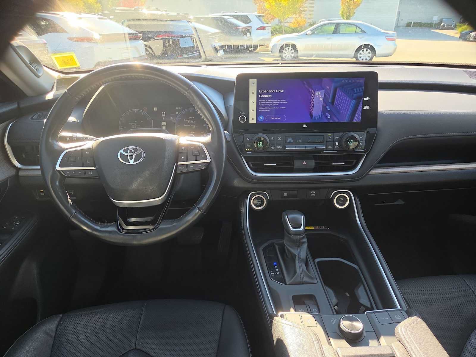 Used 2024 Toyota Grand Highlander AWD image 17