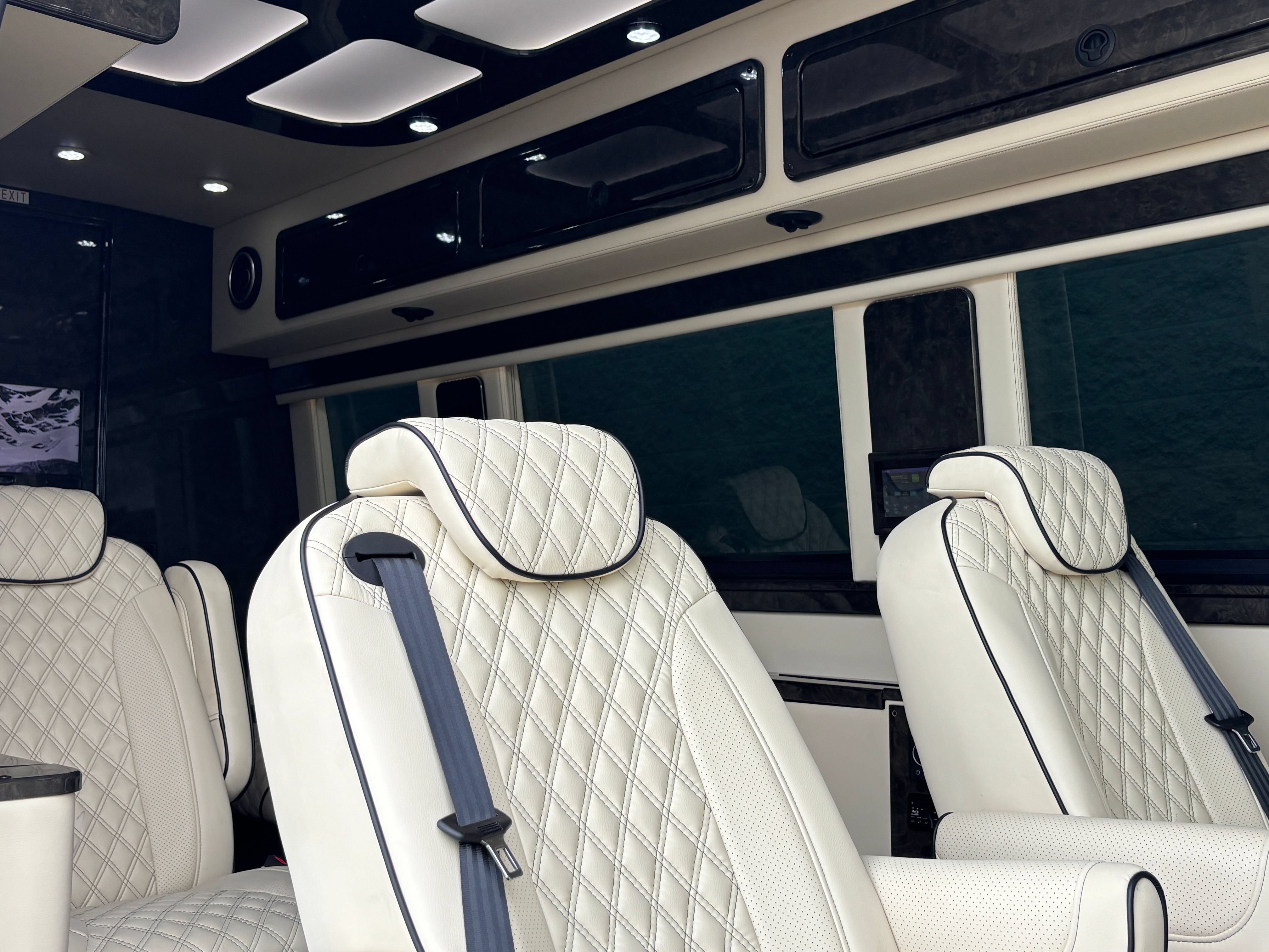 Used 2020 Mercedes-Benz Sprinter 3500 image 43