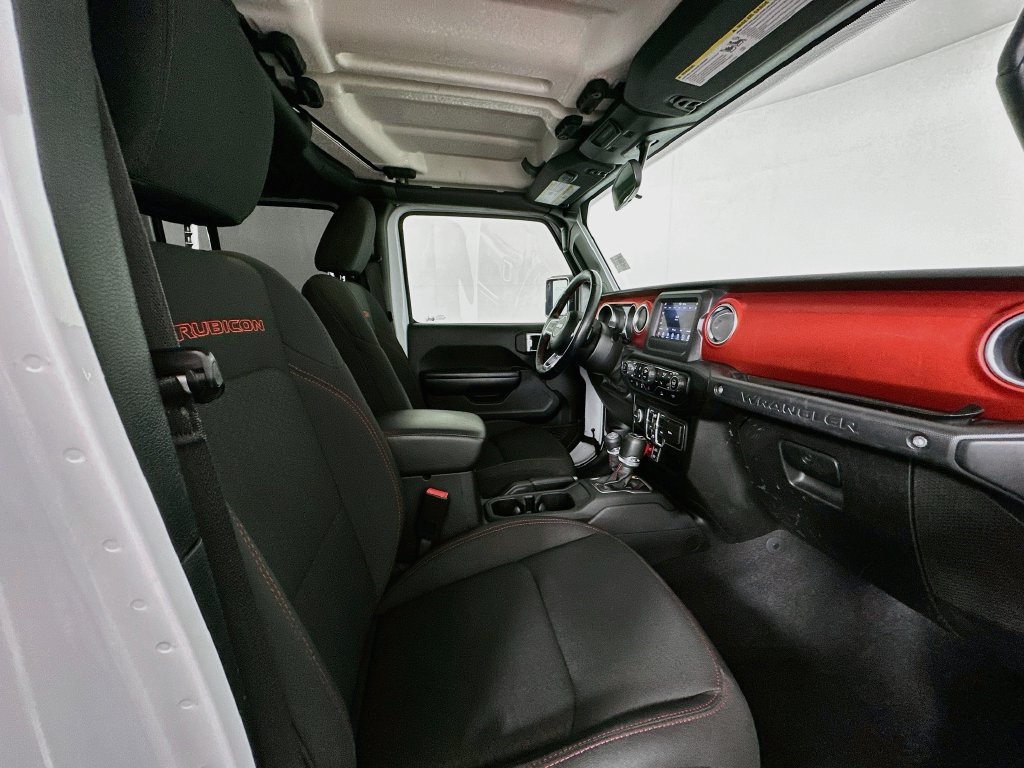 Used 2021 Jeep Wrangler Unlimited Rubicon w/ Cold Weather Group AWD/4WD image 27