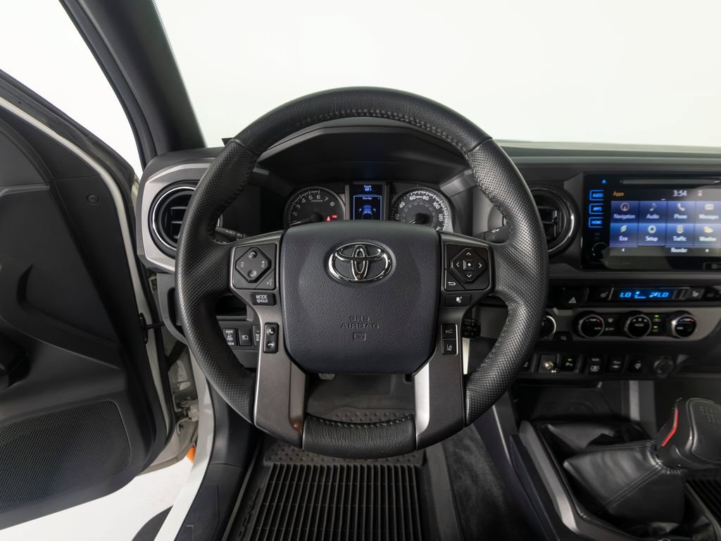 Used 2018 Toyota Tacoma TRD Pro AWD/4WD image 15