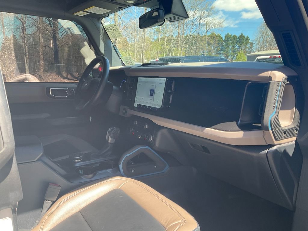 Certified 2022 Ford Bronco Wildtrak image 11