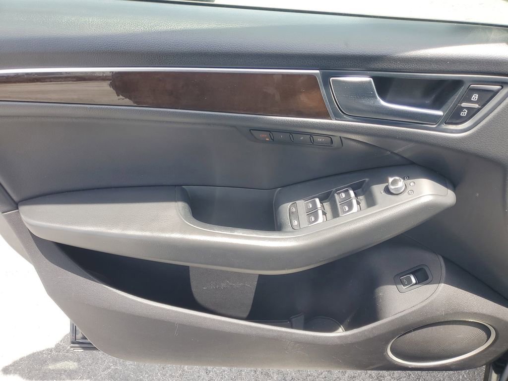 Used 2016 Audi Q5 3.0T Premium Plus w/ Technology Package image 19