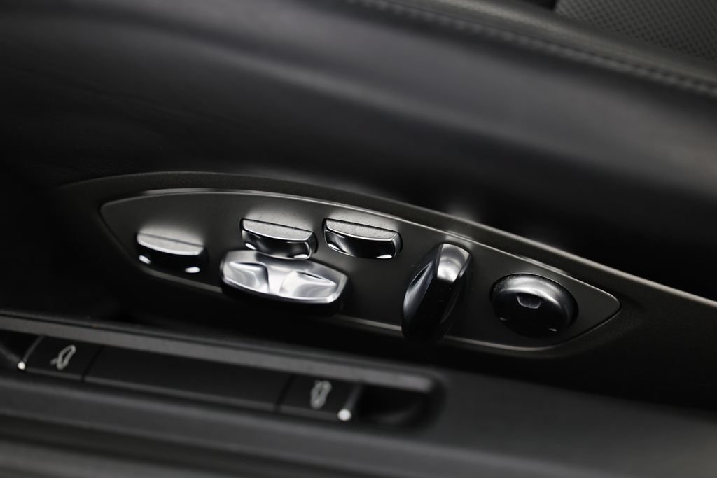 Certified 2024 Porsche 718 Cayman S RWD image 28