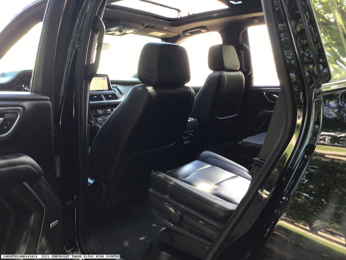 Used 2021 Chevrolet Tahoe High Country w/ Premium Package AWD/4WD image 9