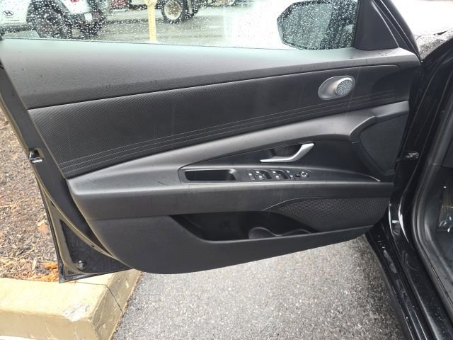 Used 2022 Hyundai Elantra SEL FWD image 10