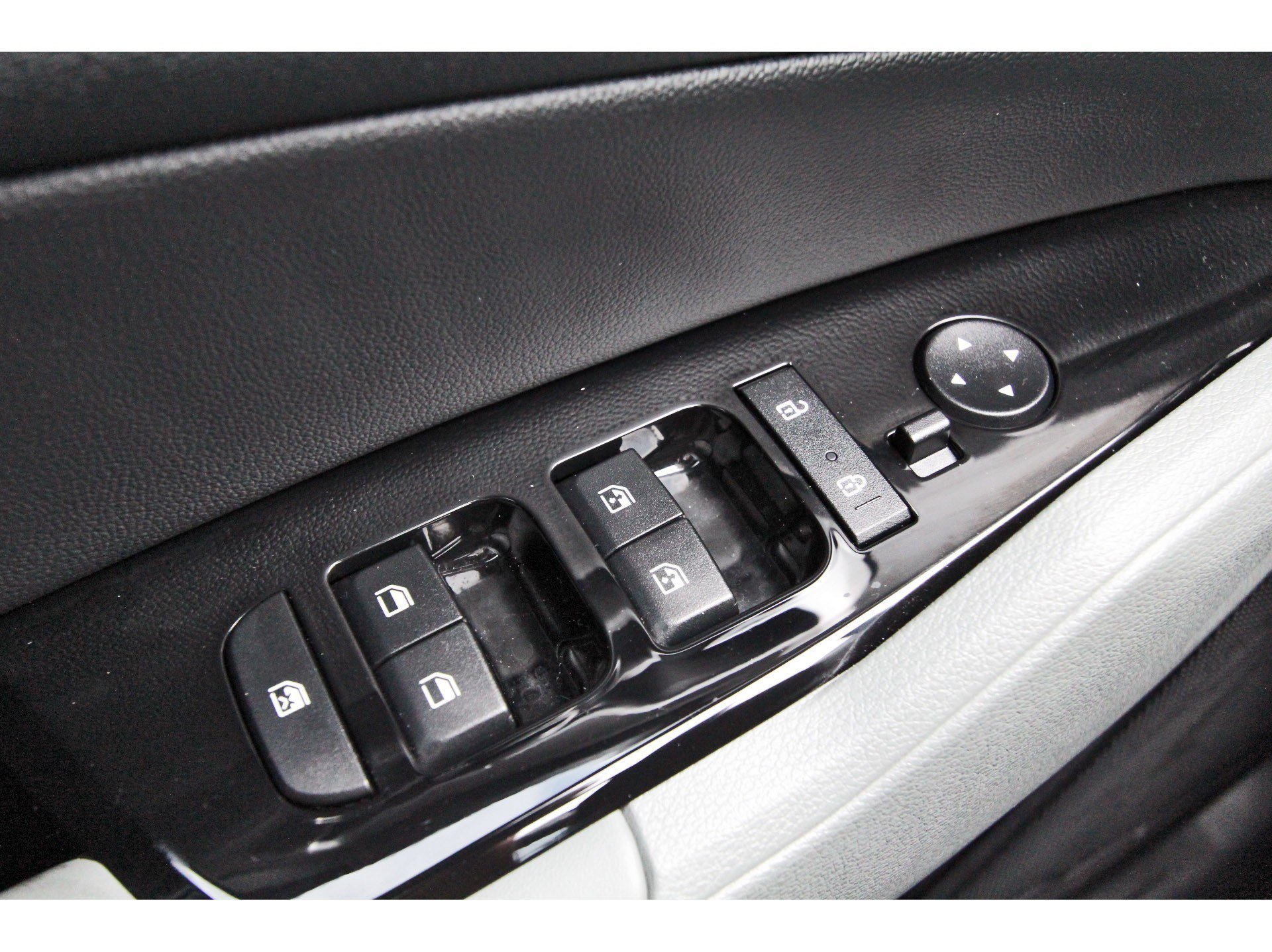 Certified 2024 Kia Sportage X-Line w/ X-Line Premium Package AWD/4WD image 23