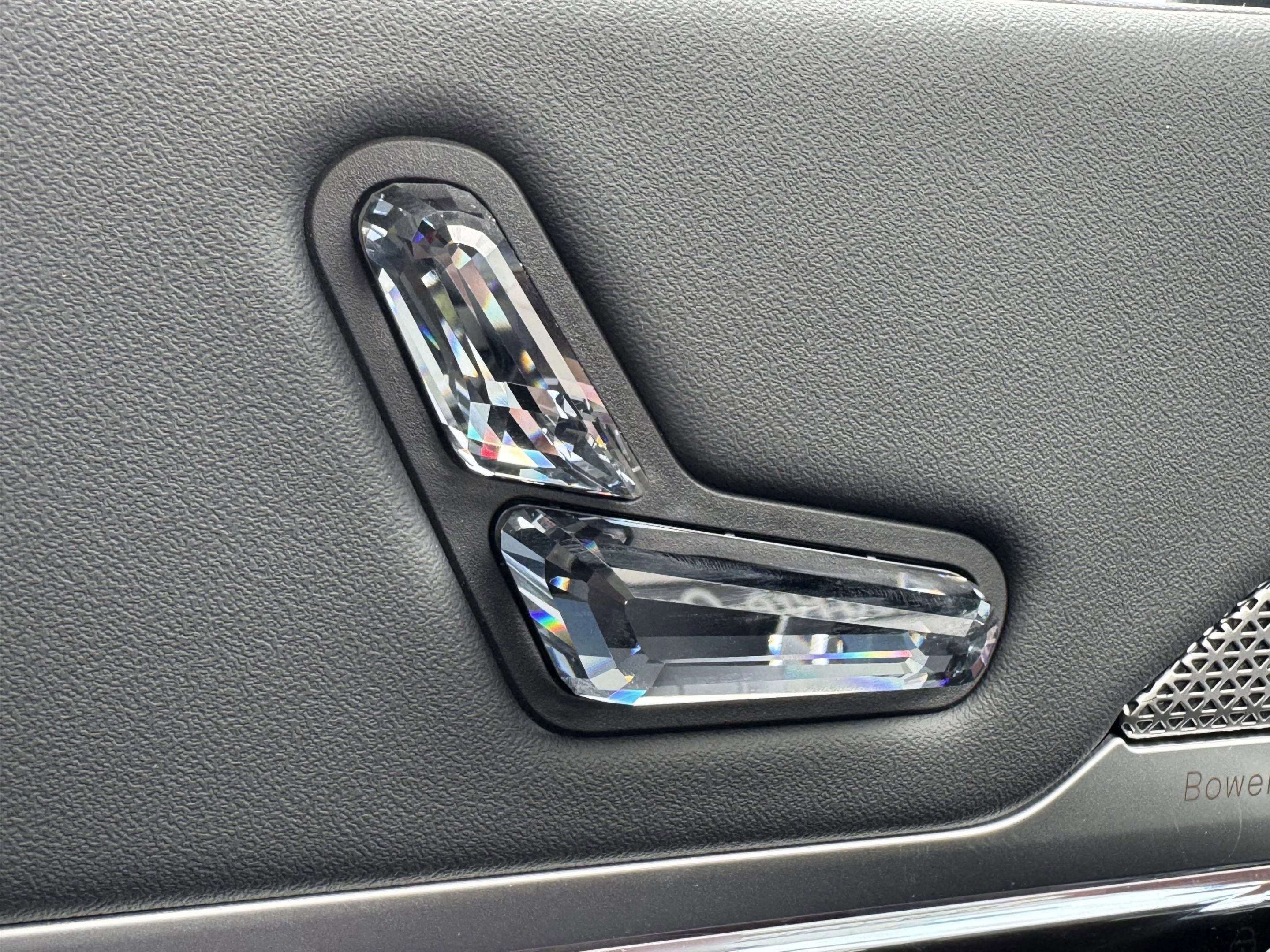 New 2025 BMW i7 xDrive60 w/ Premium Package image 21