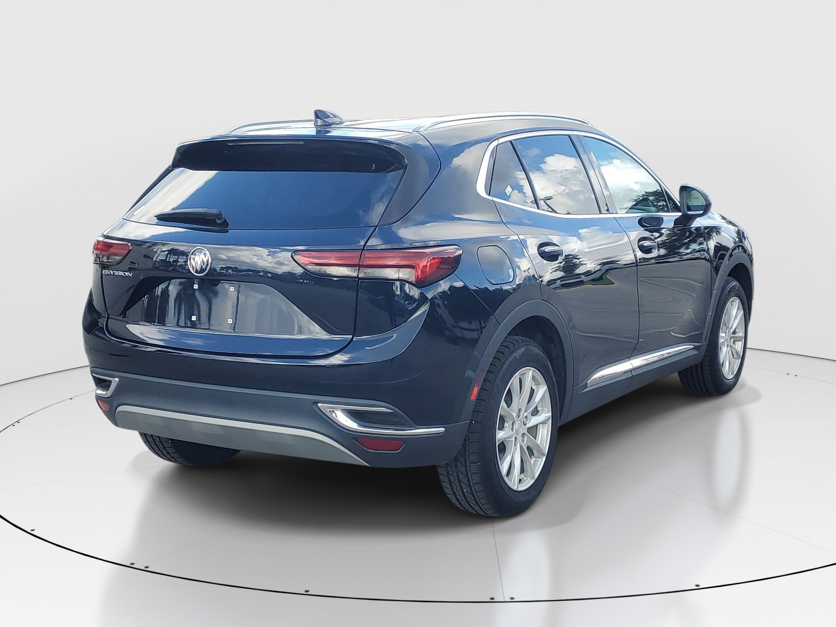 Used 2021 Buick Envision Preferred FWD image 3