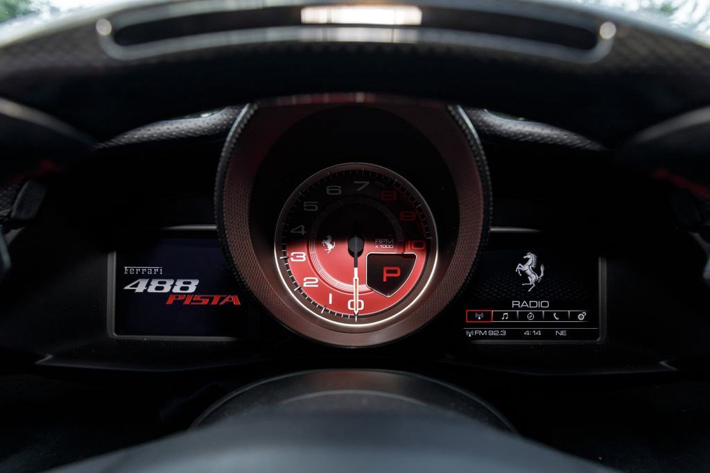 Used 2019 Ferrari 488 Pista Coupe RWD image 22