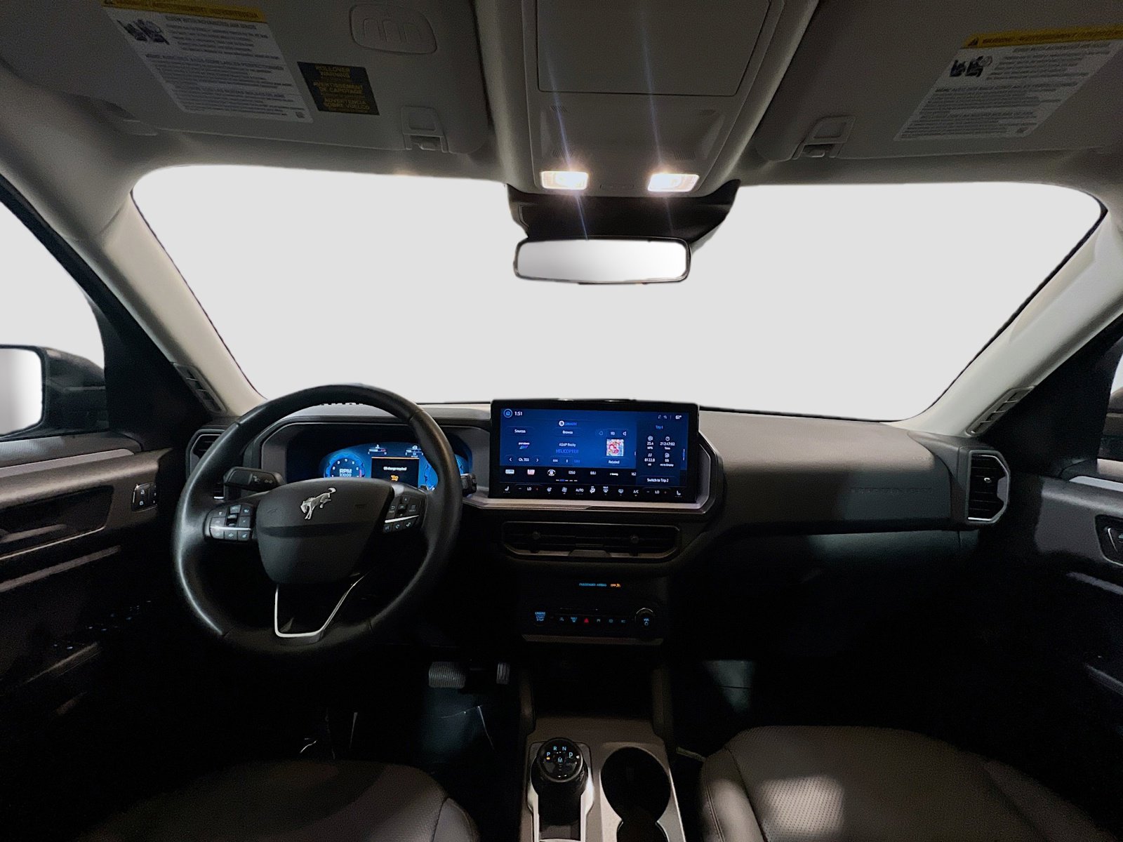 Used 2025 Ford Bronco Sport Badlands image 15