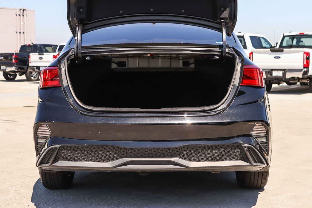 Used 2022 Kia Forte LXS FWD image 27