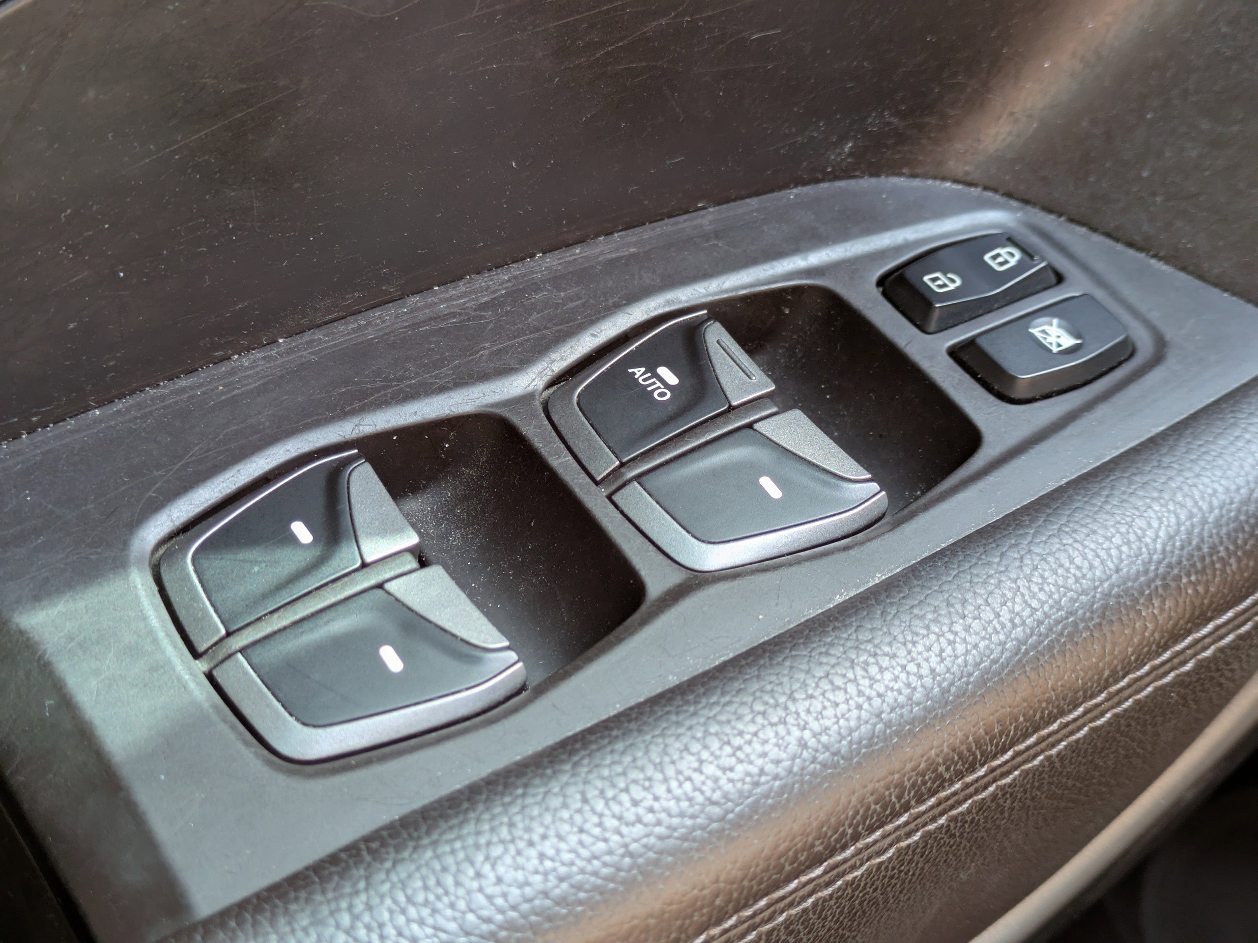 Used 2014 Hyundai Santa Fe GLS FWD image 27