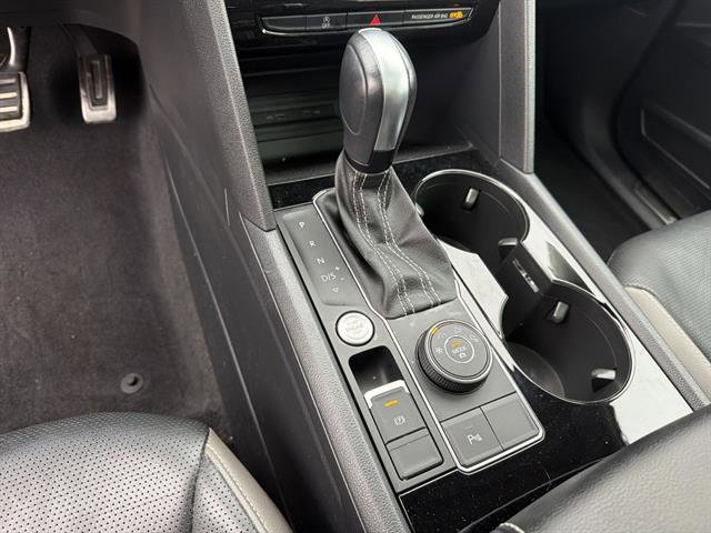 Used 2023 Volkswagen Atlas SEL R-Line AWD/4WD image 43