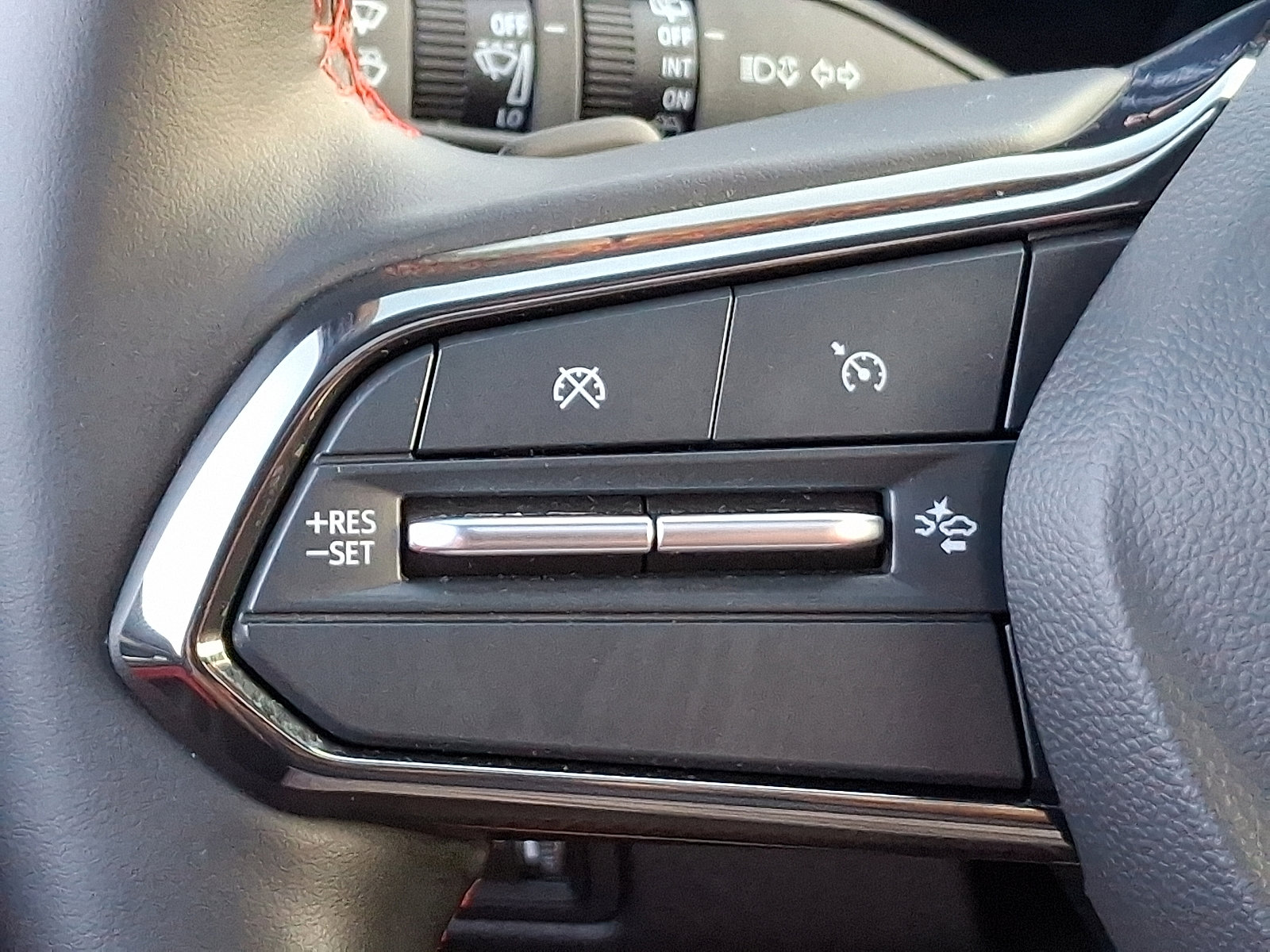 Used 2024 Chevrolet Equinox EV RS image 22