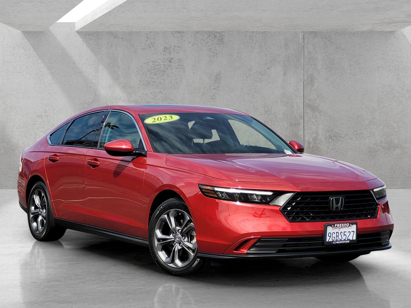 Used 2023 Honda Accord EX image 1
