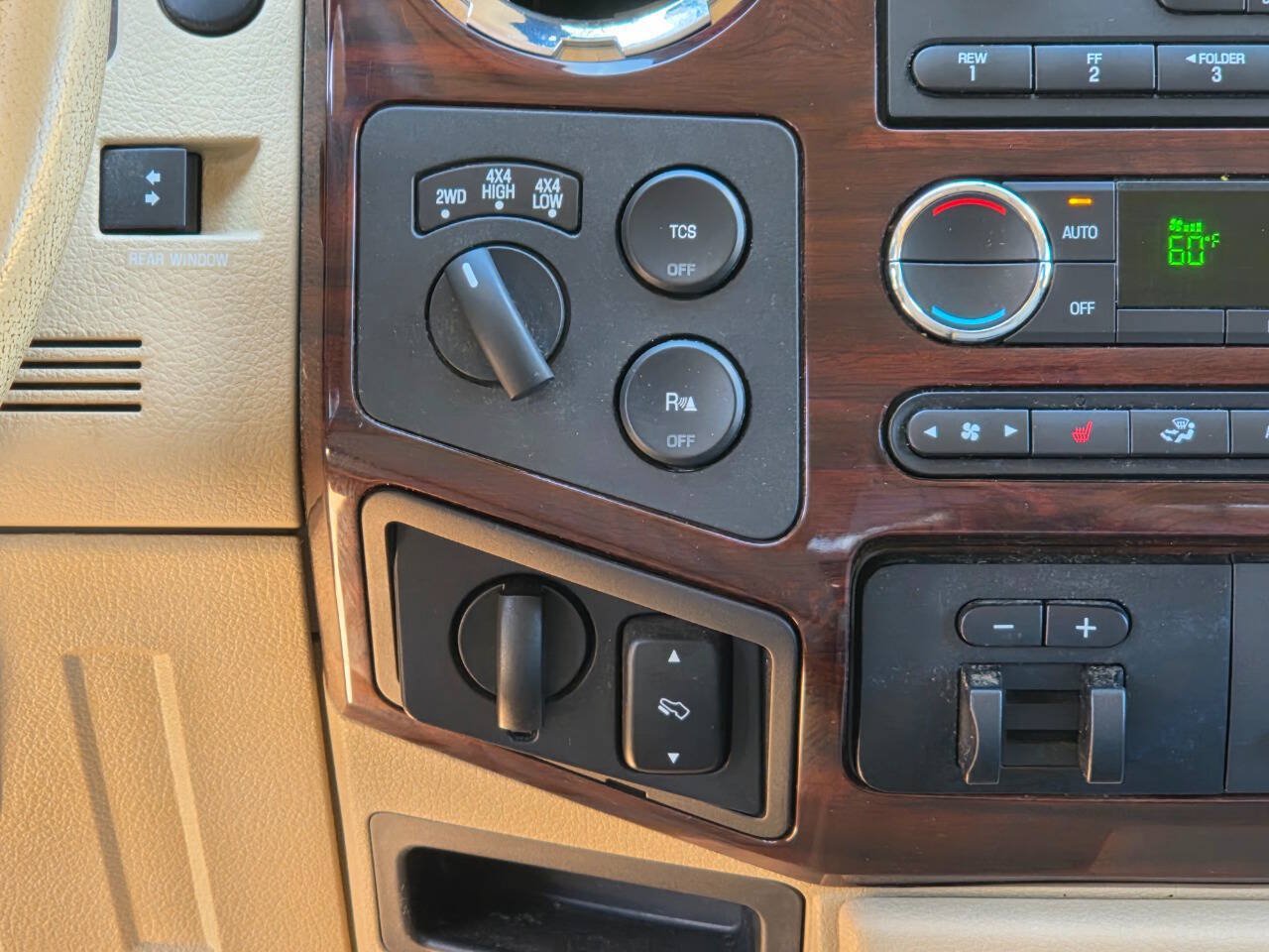 Used 2009 Ford F350 Lariat AWD/4WD image 24