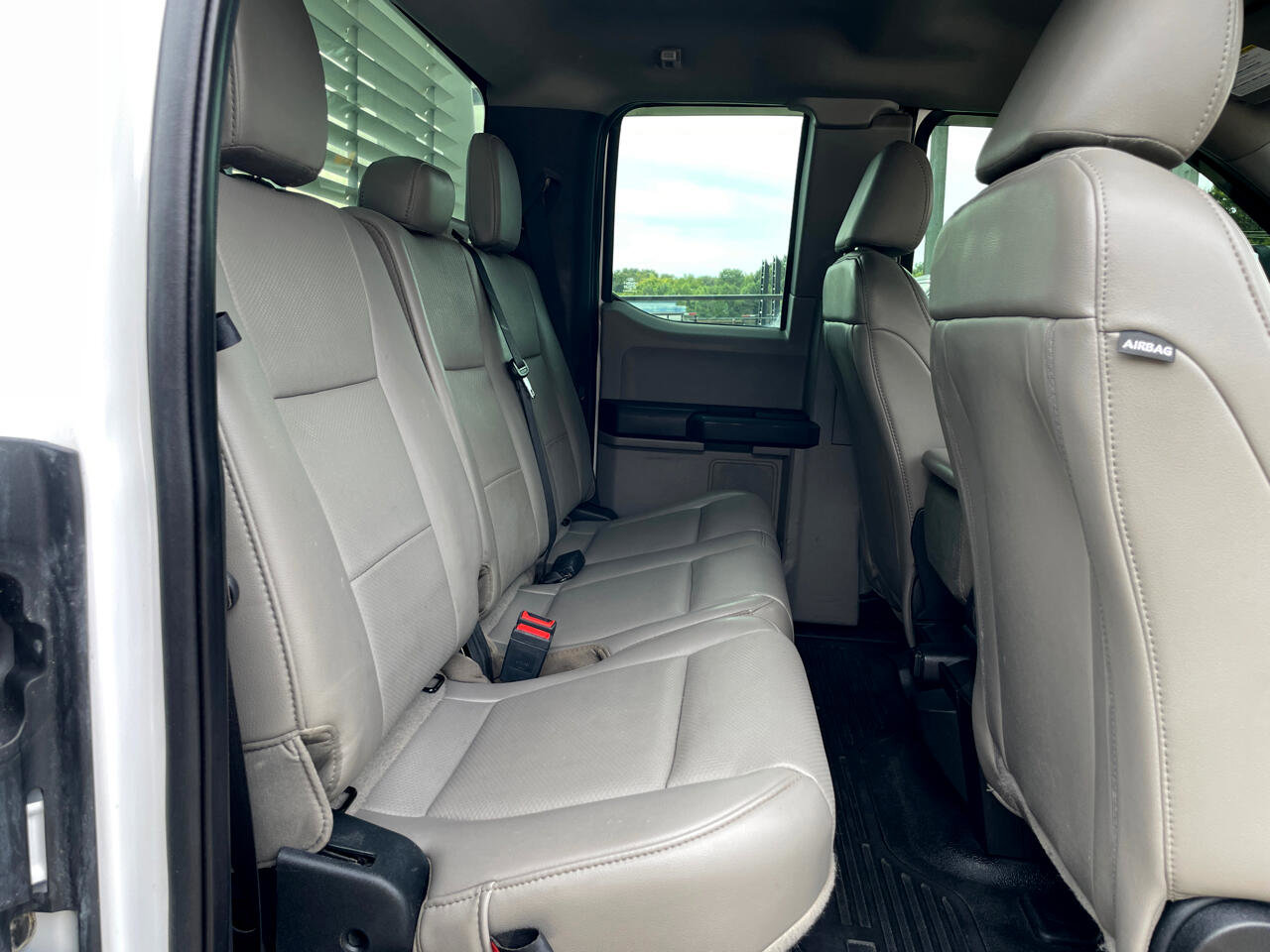 Used 2020 Ford F250 XL w/ Power Equipment Group image 22