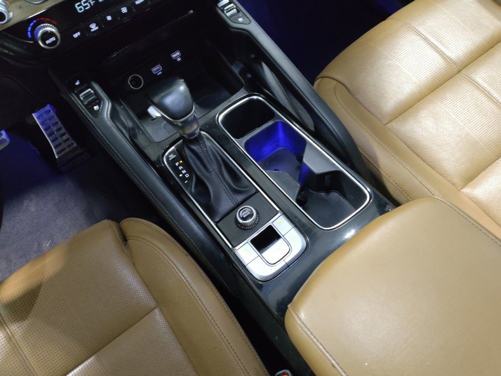 Used 2022 Kia Telluride SX w/ Towing Package image 26