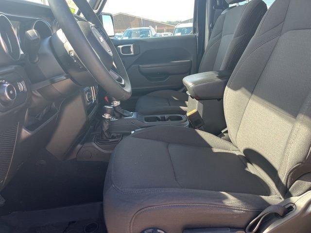 Used 2023 Jeep Wrangler Sport S image 11