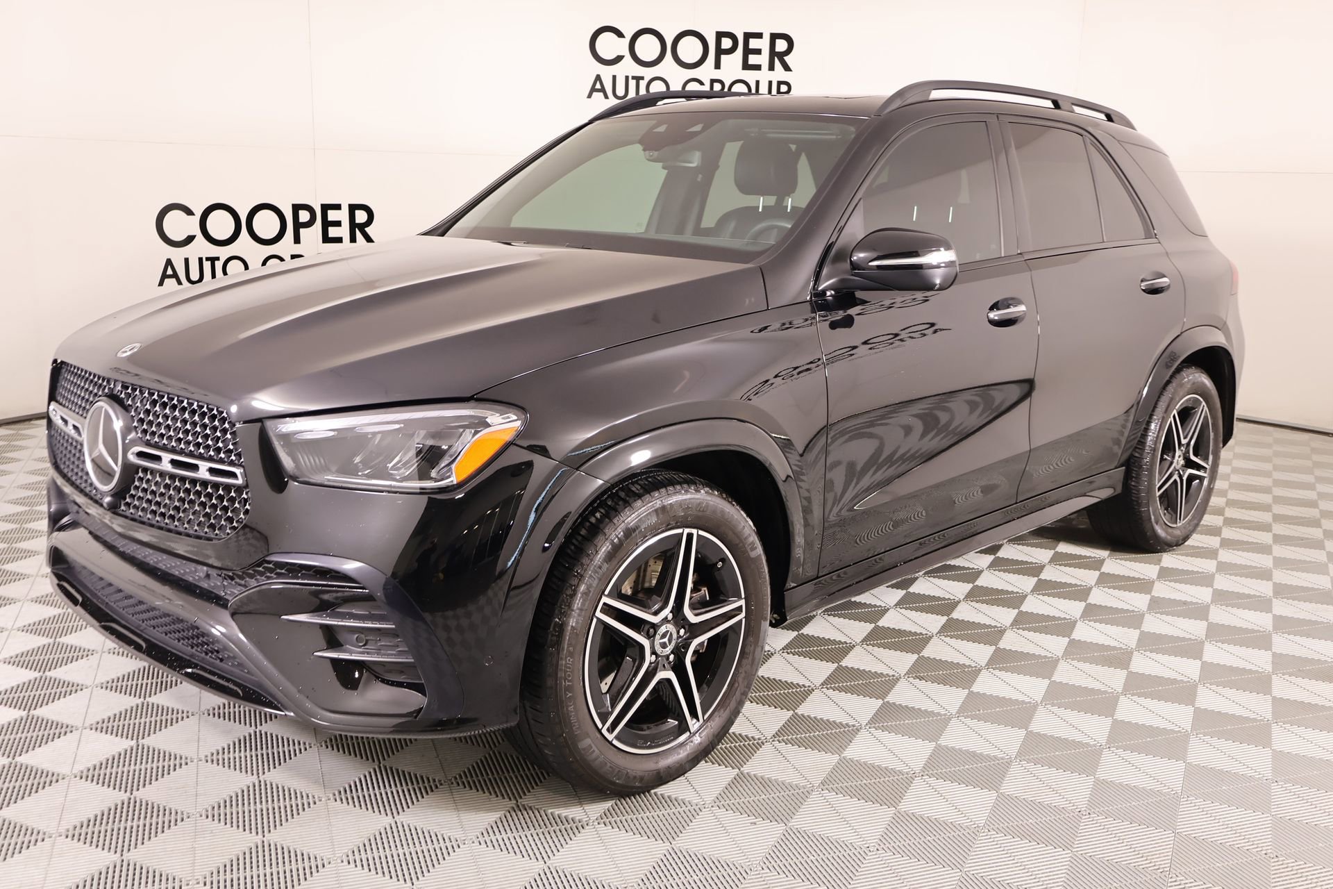 Used 2024 Mercedes-Benz GLE 450 4MATIC image 10
