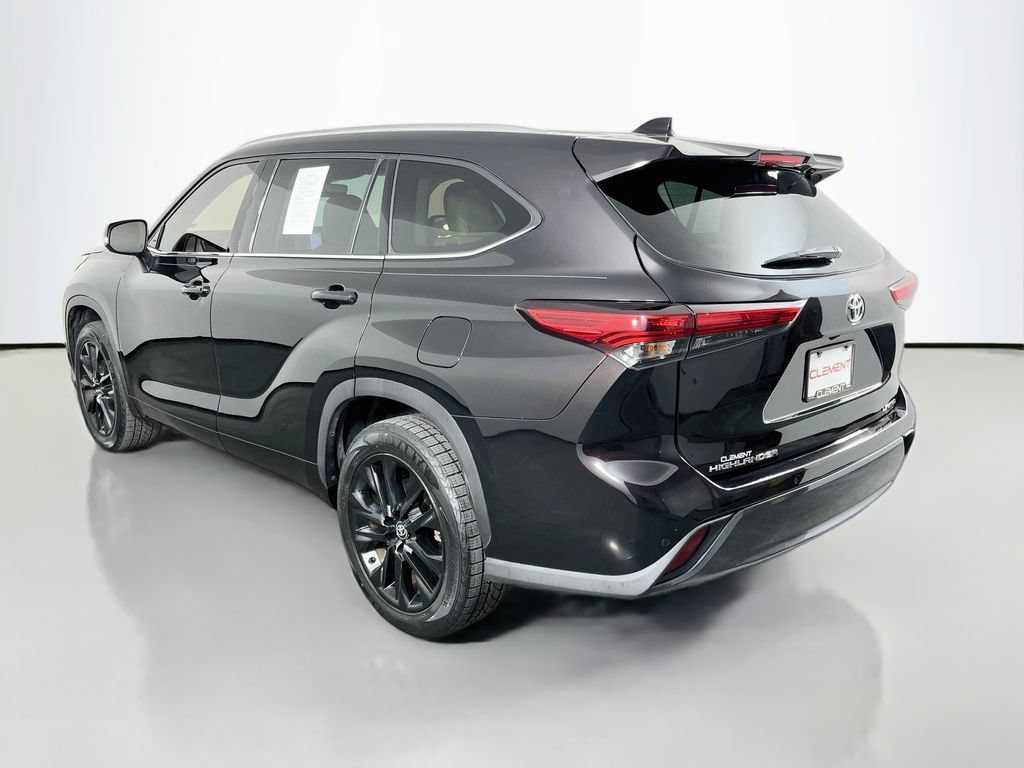 Used 2020 Toyota Highlander Limited FWD image 9
