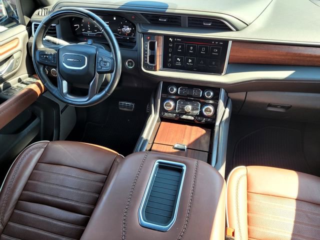 Used 2023 GMC Yukon XL Denali Ultimate image 38