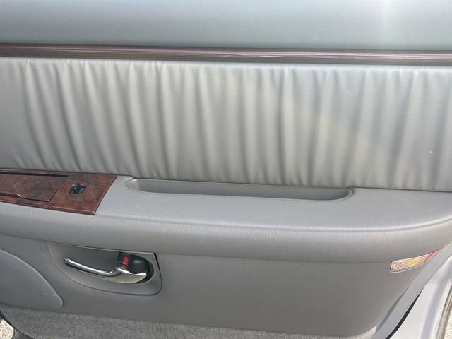 Used 1998 Buick Park Avenue Ultra image 20