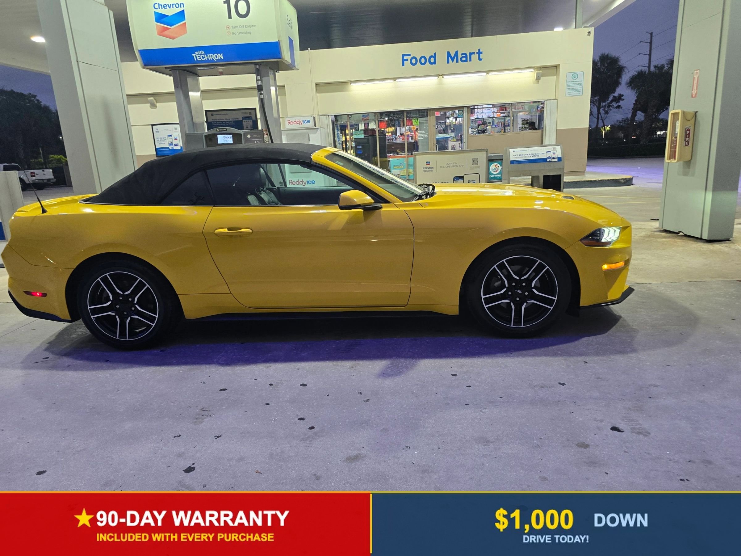 Used 2018 Ford Mustang Premium w/ Equipment Group 201A image 5