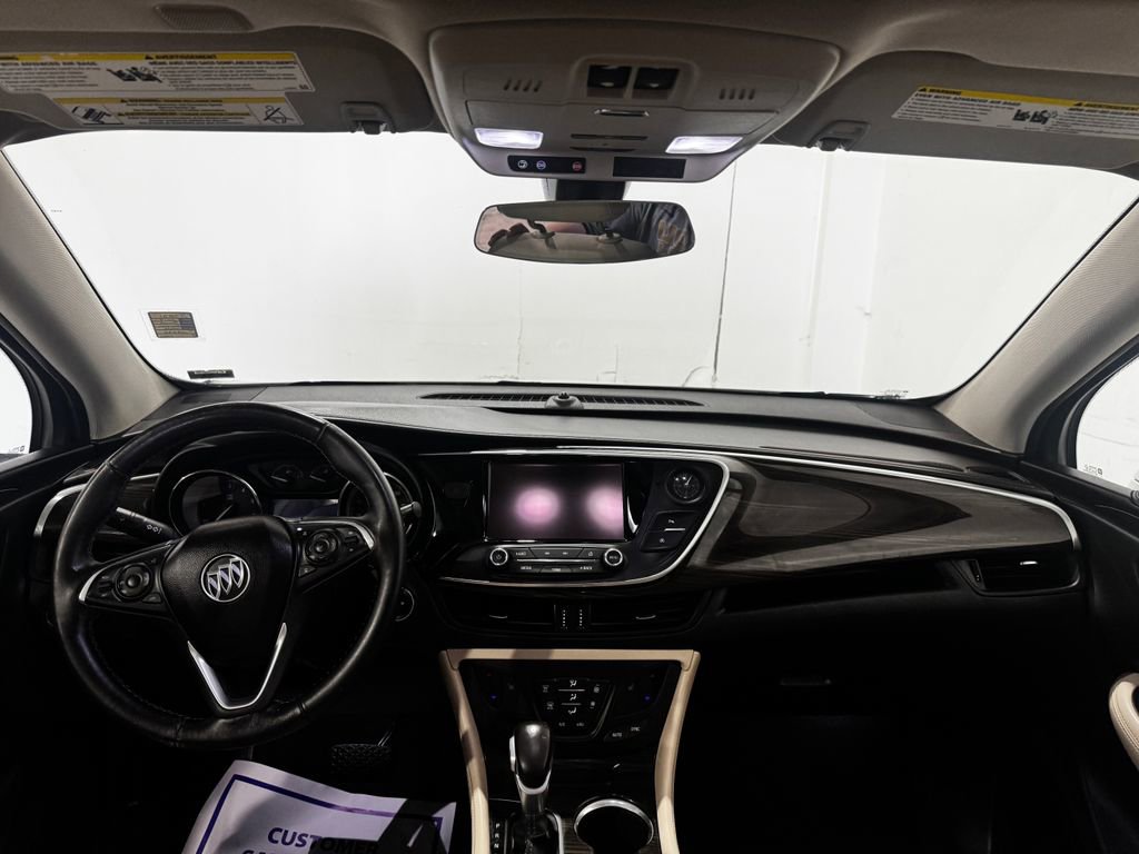 Used 2019 Buick Envision Essence FWD image 2
