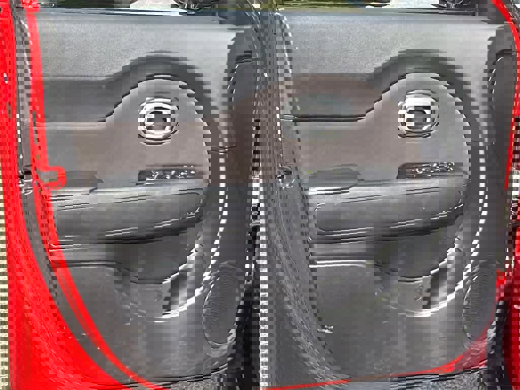 Used 2019 Kia Soul + image 11