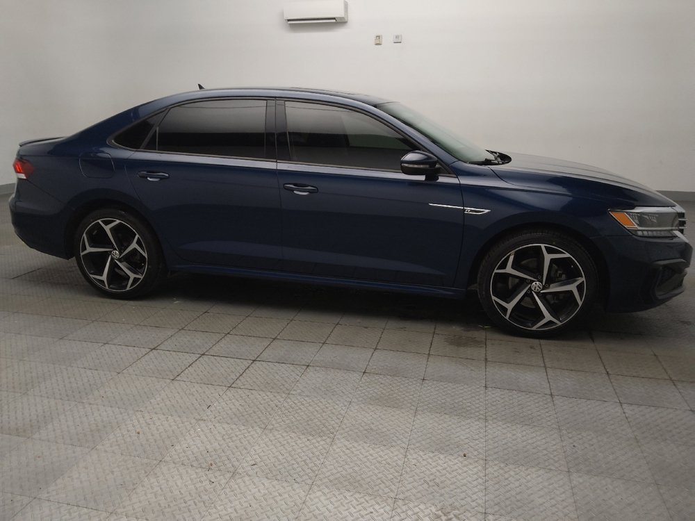 Used 2020 Volkswagen Passat 2.0T R-Line FWD image 11