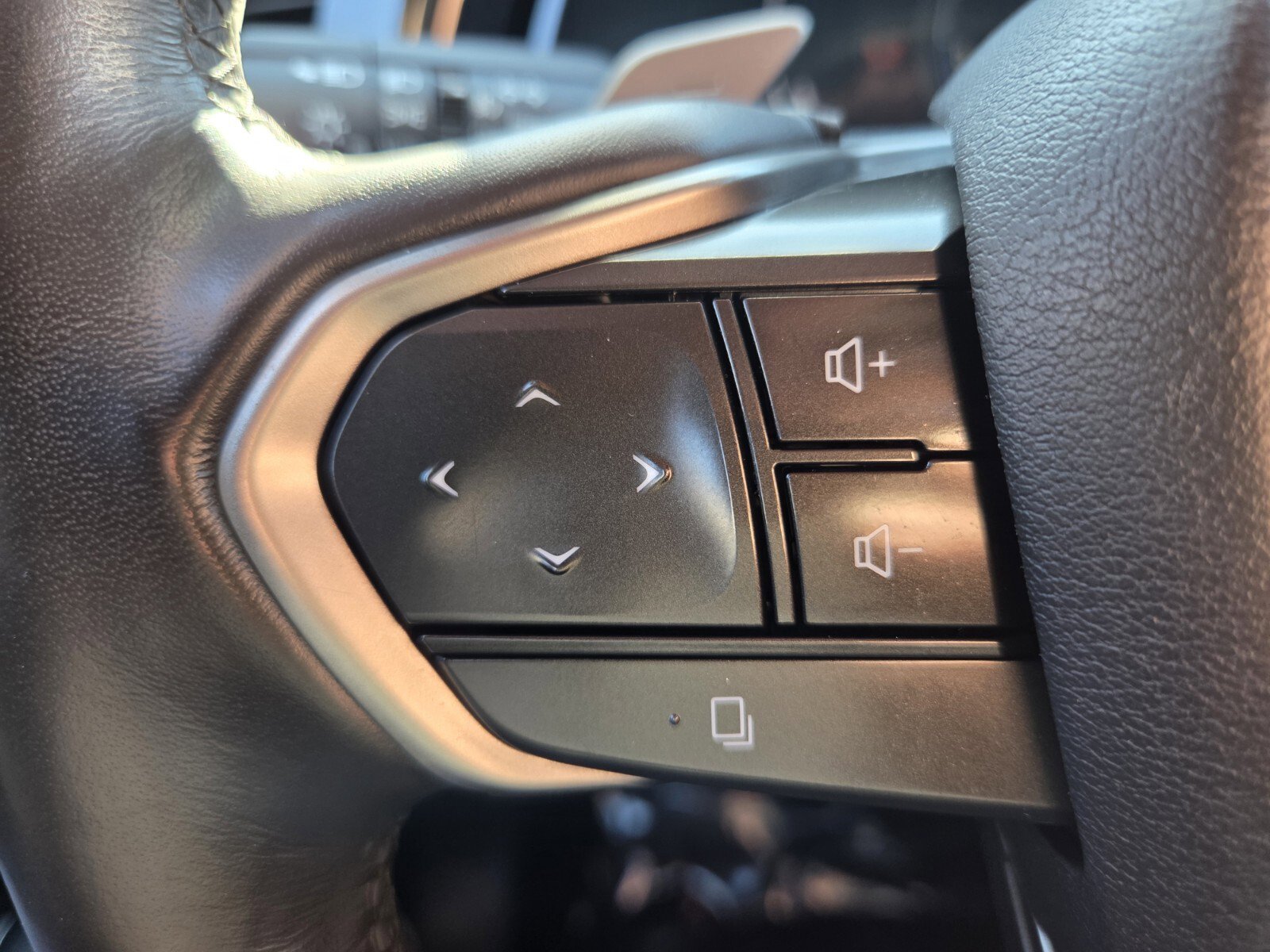 Used 2023 Lexus RX 350 w/ Accessory Package (2T) image 27